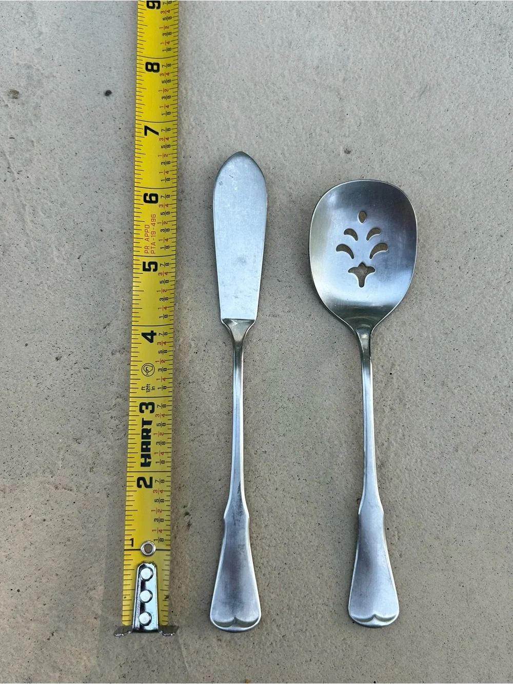 Oneida Patrick Henry Stainless Steel Pierced Jelly Server and Butter Knife